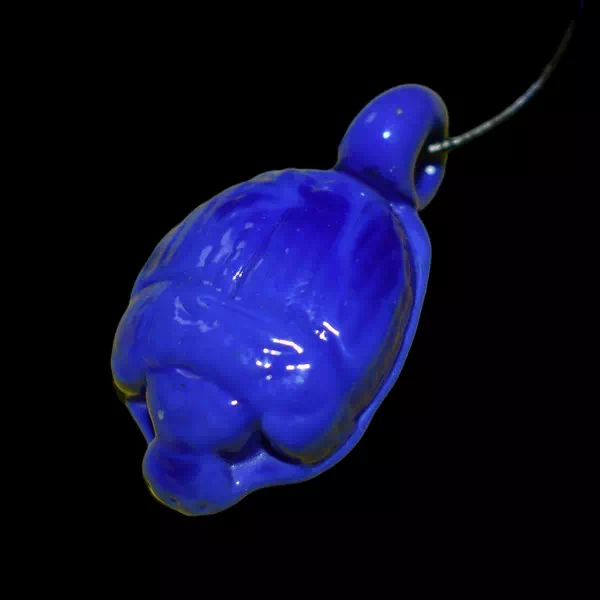 Pendentif en verre soufflé fait main - scarabee